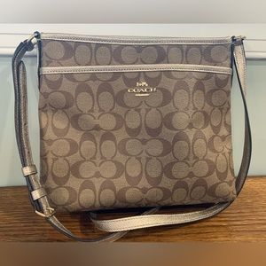 Coach Crossbody Bag with adjustable strap - EUC